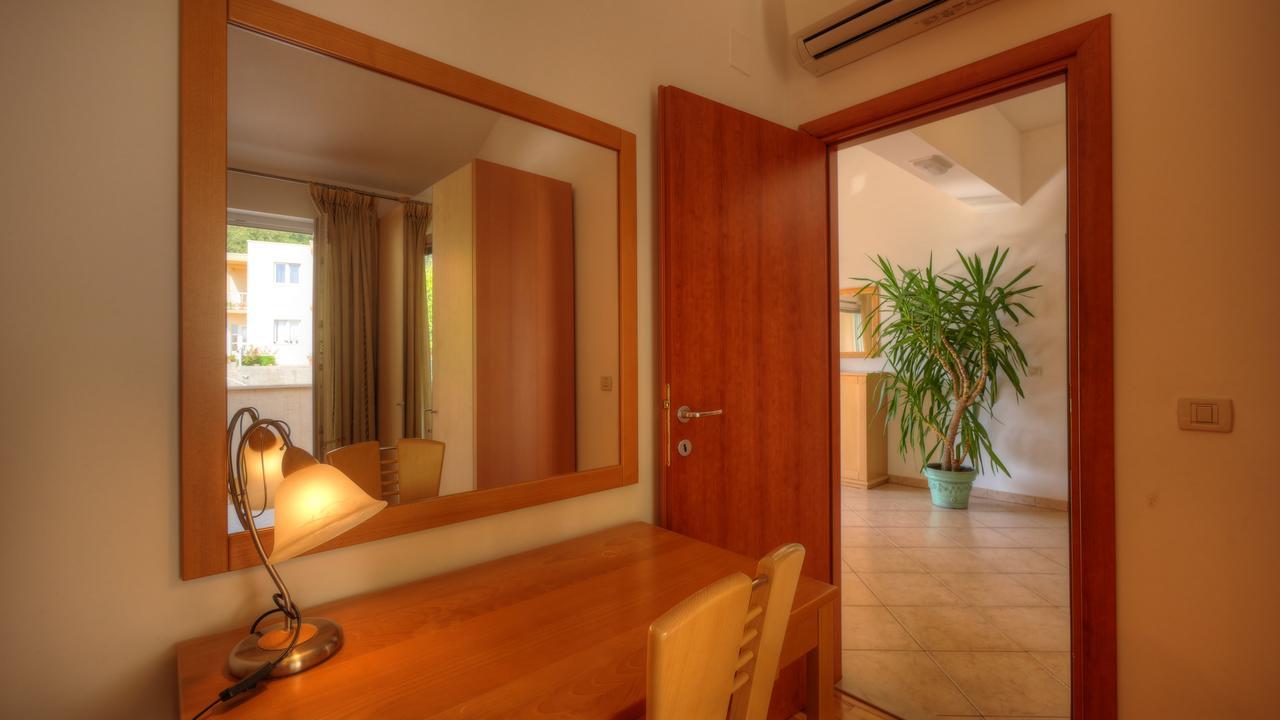 Apartment Villa Molina Mlini Exteriör bild