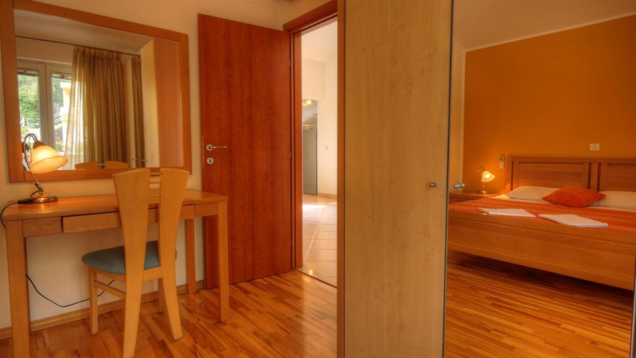 Apartment Villa Molina Mlini Exteriör bild